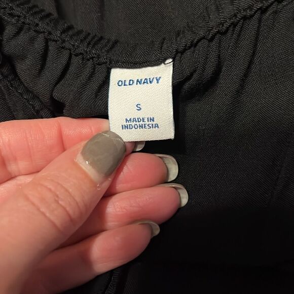 Old Navy Black Shorts Romper - Picture 2 of 5